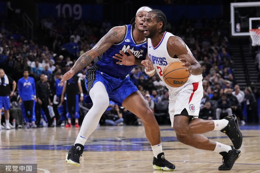 依然展现出 依然展现出